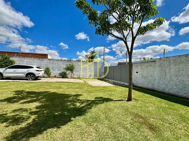 Chácara com 1000m², à venda, no bairro Capoavinha em Votorantim