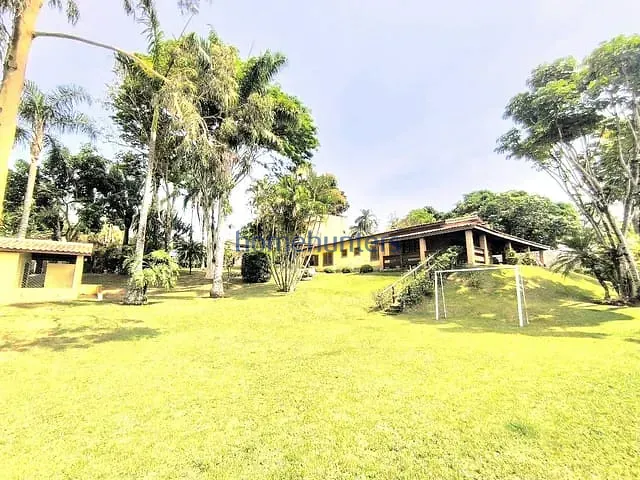 Chácara com 2000m² 6 quartos e 10 banheiros, à venda ou para alugar, no bairro Terras de San Marco em Itatiba