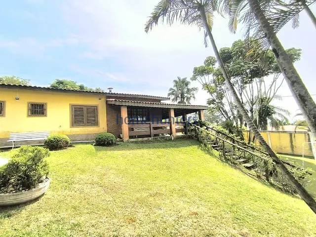 Chácara com 2000m² 6 quartos e 10 banheiros, à venda ou para alugar, no bairro Terras de San Marco em Itatiba