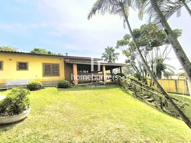 Chácara com 2000m² 6 quartos e 10 banheiros, à venda ou para alugar, no bairro Terras de San Marco em Itatiba
