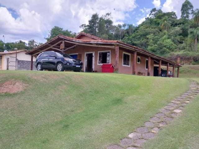 Chácara com 2400m² 2 quartos e 1 banheiro, à venda, no bairro Chácaras Embu Colonial em Embu das Artes