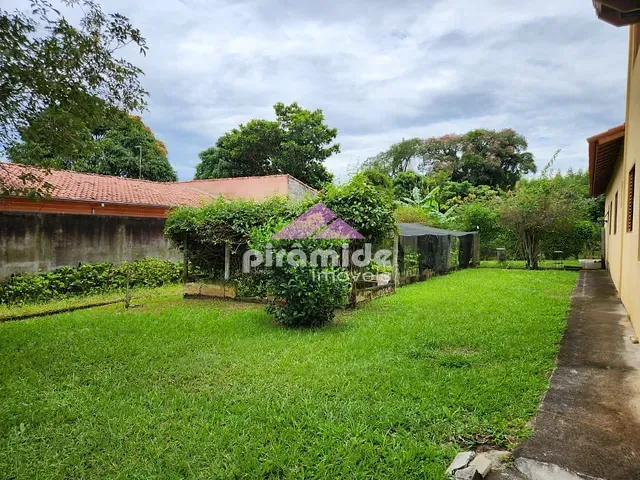 Chácara com 1704m² 3 quartos e 5 banheiros, à venda, no bairro Vila Velha em Caçapava
