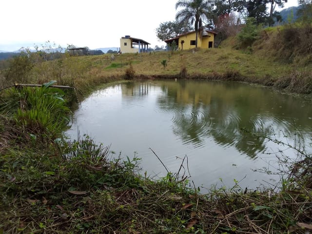 Chácara com 12000m² 3 quartos e 2 banheiros, à venda, no bairro Tenentes em Extrema