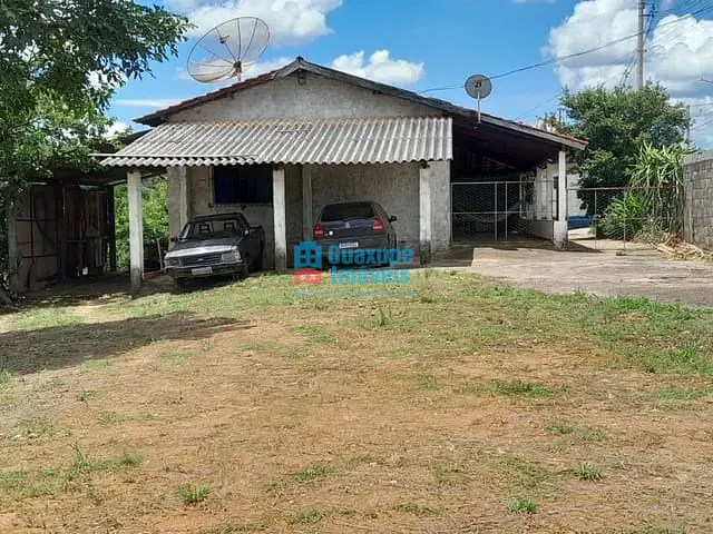 Chácara com 2711m² 3 quartos e 1 banheiro, à venda, no bairro Taboão em Guaxupé