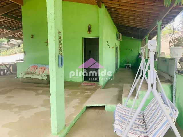 Chácara com 3638m² 3 quartos e 2 banheiros, à venda, no bairro Tijuco Preto em Caçapava