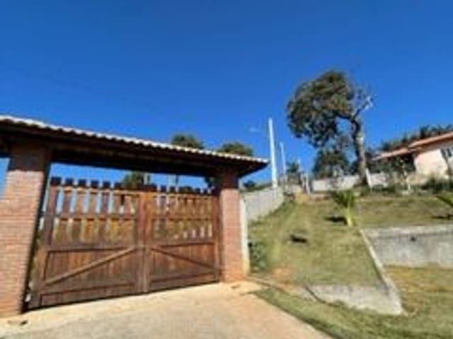 Chácara com 4000m² 3 quartos e 2 banheiros, à venda, no bairro São Bras em Extrema