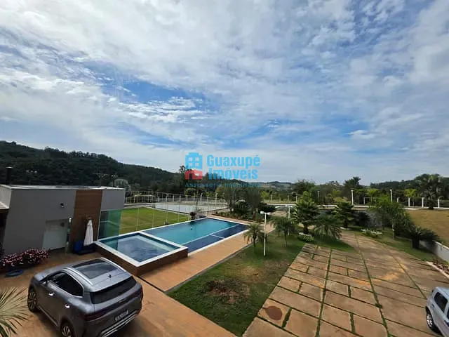 Chácara com 8316m² 5 quartos e 3 banheiros, à venda, no bairro Rua das Acácias em Juruaia
