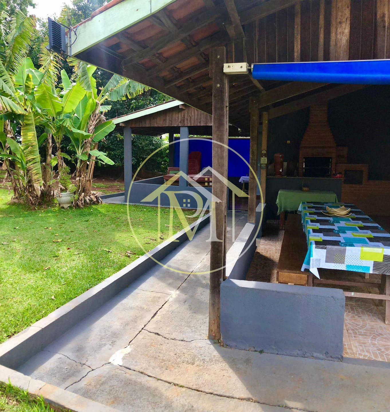 Fazenda à venda com 2 quartos, 200m² - Foto 3