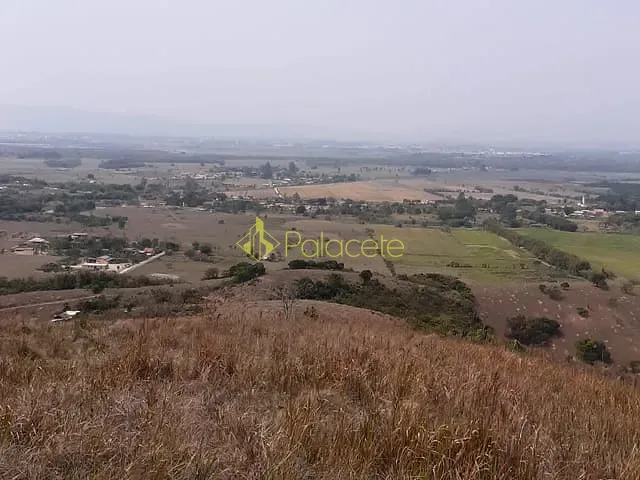 Chácara à venda, no bairro Mandú em Pindamonhangaba