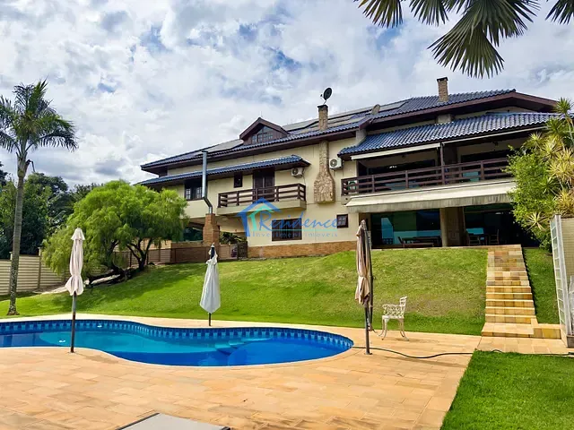 Chácara com 2500m² 5 quartos e 10 banheiros, à venda, no bairro Colinas do Mosteiro de Itaici em Indaiatuba