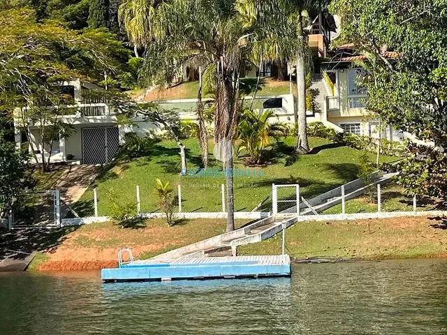 Chácara com 10m² 4 quartos e 4 banheiros, à venda, no bairro Chácaras Condomínio Recanto Pássaros II em Jacareí