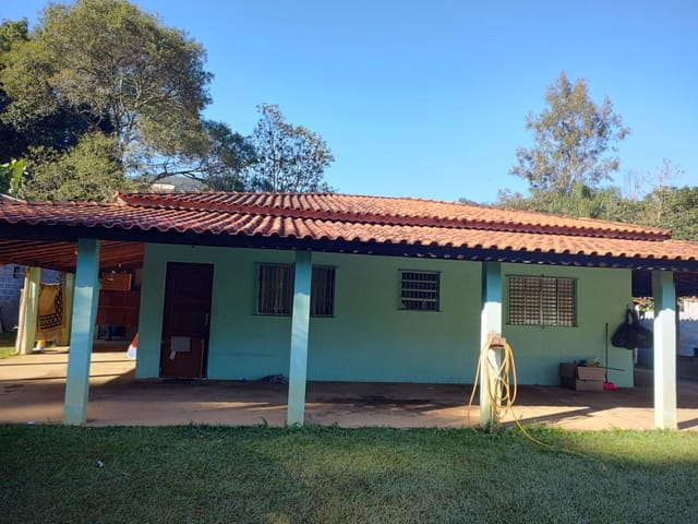 Chácara com 10000m² 3 quartos e 2 banheiros, à venda, no bairro Salto em Extrema