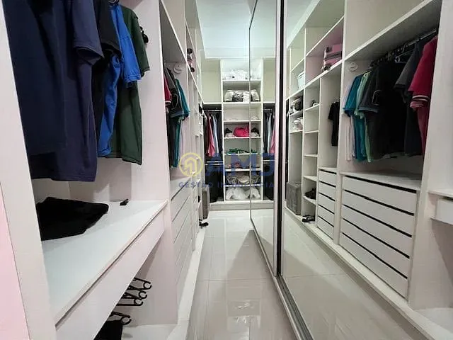Chácara com 1271m² 4 quartos e 7 banheiros, à venda, no bairro Countryville em Hidrolândia