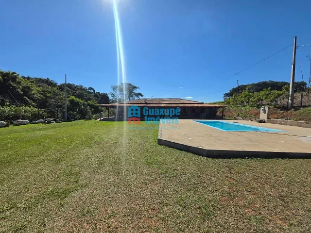 Chácara com 5500m² 3 quartos e 2 banheiros, à venda, no bairro Monteiro em Guaranésia