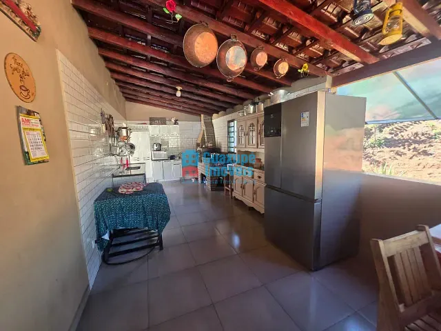 Chácara com 5500m² 3 quartos e 2 banheiros, à venda, no bairro Monteiro em Guaranésia
