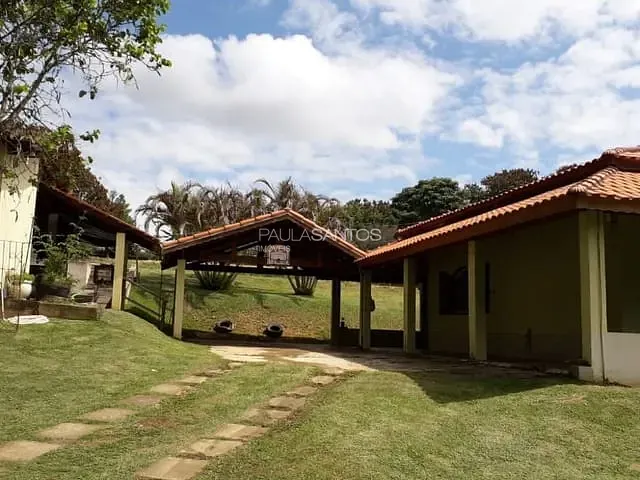 Chácara com 2800m² 4 quartos e 3 banheiros, à venda, no bairro Quintas de Pirapora 1 em Salto de Pirapora