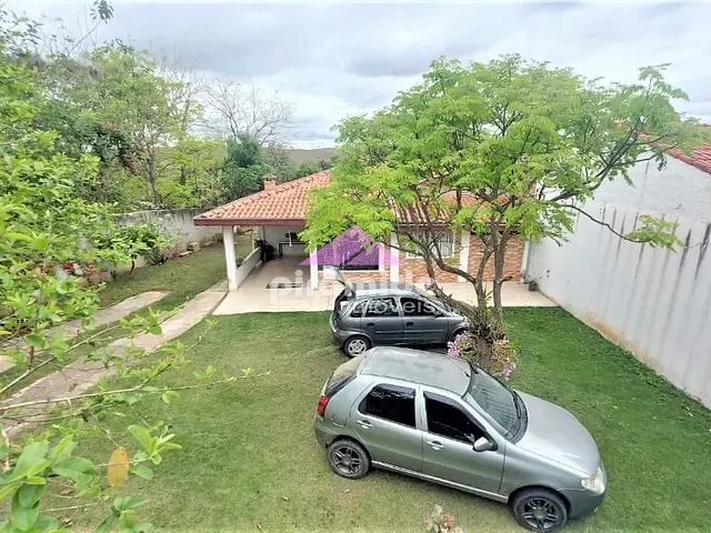 Chácara com 2458m² 1 quarto e 2 banheiros, à venda, no bairro Marambaia em Caçapava