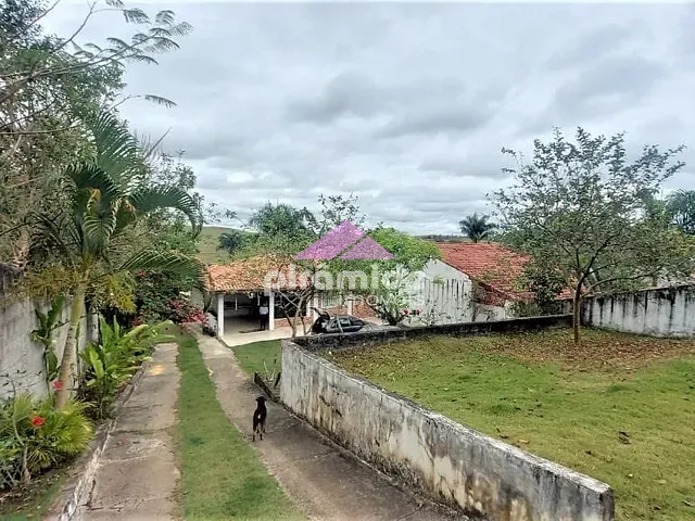 Chácara com 2458m² 1 quarto e 2 banheiros, à venda, no bairro Marambaia em Caçapava