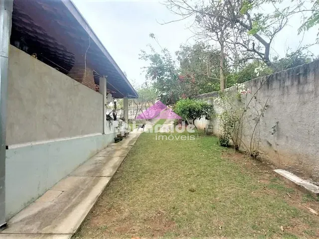 Chácara com 2458m² 1 quarto e 2 banheiros, à venda, no bairro Marambaia em Caçapava