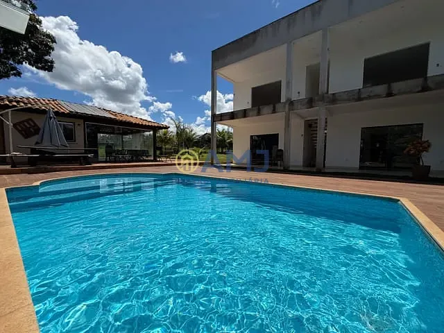 Chácara com 1200m² 4 quartos e 5 banheiros, à venda, no bairro Countryville em Hidrolândia