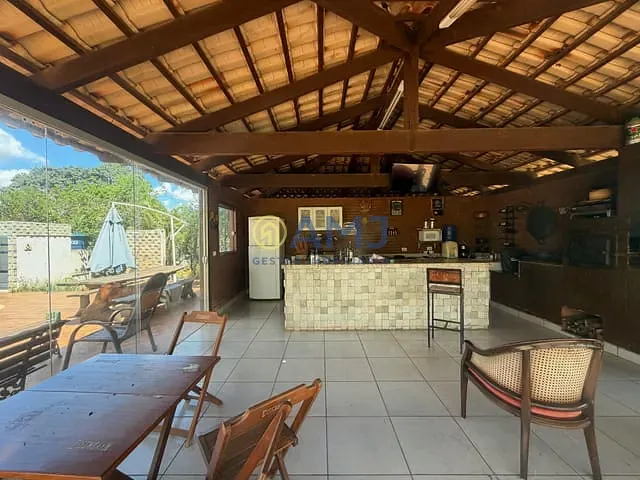 Chácara com 1200m² 4 quartos e 5 banheiros, à venda, no bairro Countryville em Hidrolândia