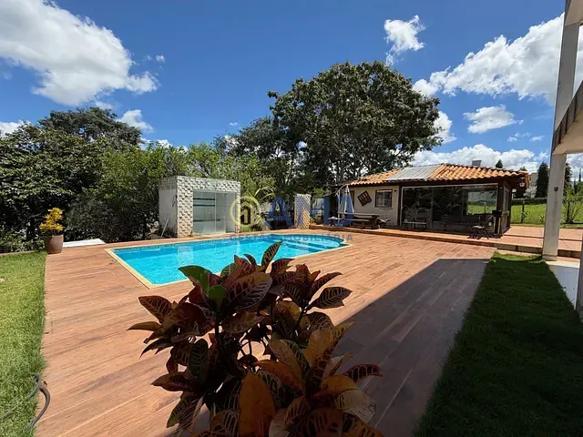 Chácara com 1200m² 4 quartos e 5 banheiros, à venda, no bairro Countryville em Hidrolândia