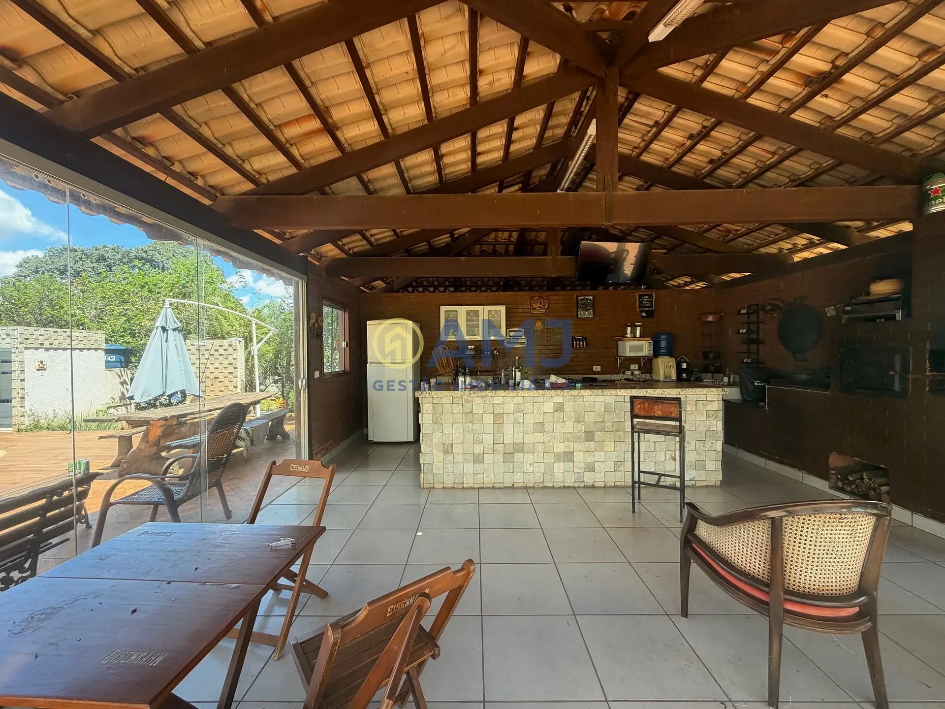 Sítio, 4 quartos, 1200 m² - Foto 1