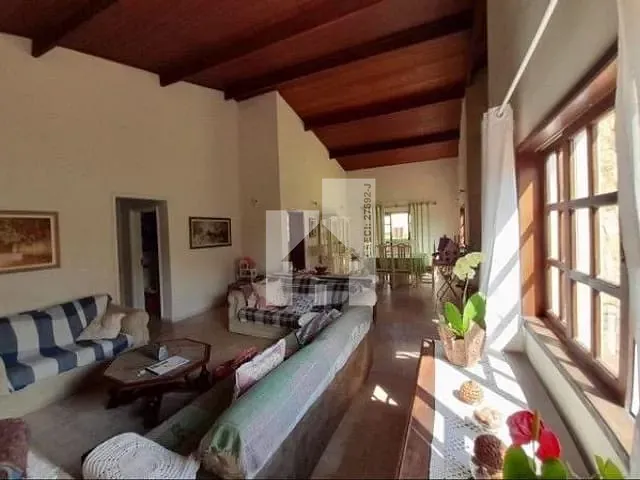 Chácara com 1000m² 3 quartos e 3 banheiros, à venda, no bairro Residencial Village Águas de Santa Eliza em Itupeva