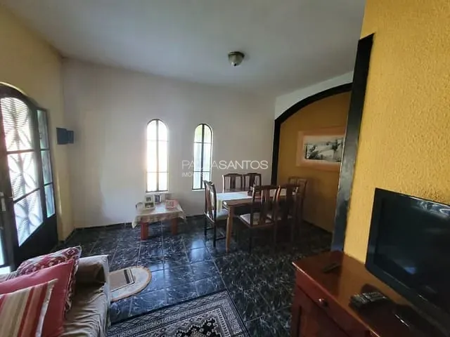 Chácara com 2075m² 6 quartos e 4 banheiros, à venda, no bairro Varejão em Itu