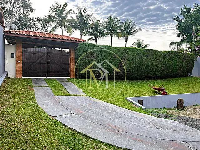 Chácara com 2112m² 4 quartos e 2 banheiros, à venda, no bairro Fazenda Castelo em Boituva