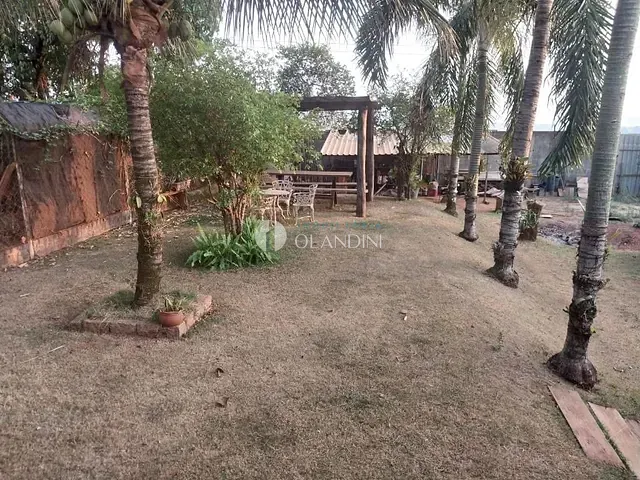 Chácara com 1100m² 3 quartos e 1 banheiro, à venda, no bairro Parque Das Flores em Artur Nogueira