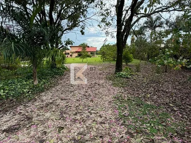 Chácara com 5000m² 2 quartos e 3 banheiros, à venda, no bairro Recanto das Flores em Indaiatuba