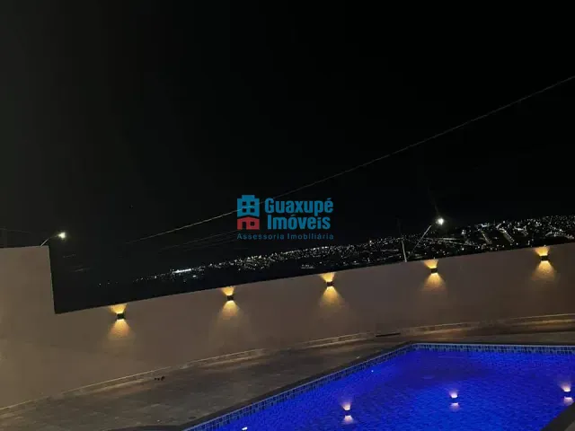 Chácara com 200m² 1 quarto e 2 banheiros, à venda, no bairro Residencial Fazenda Planalto em Guaxupé