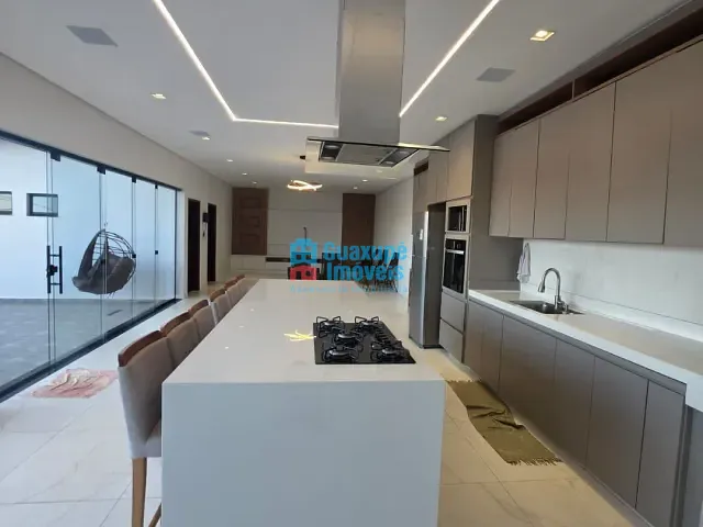 Chácara com 200m² 1 quarto e 2 banheiros, à venda, no bairro Residencial Fazenda Planalto em Guaxupé