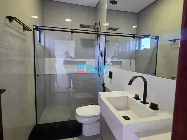 Chácara com 200m² 1 quarto e 2 banheiros, à venda, no bairro Residencial Fazenda Planalto em Guaxupé