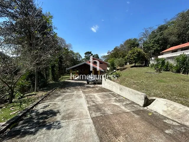 Chácara com 2500m² 3 quartos e 4 banheiros, à venda, no bairro Lopes em Valinhos