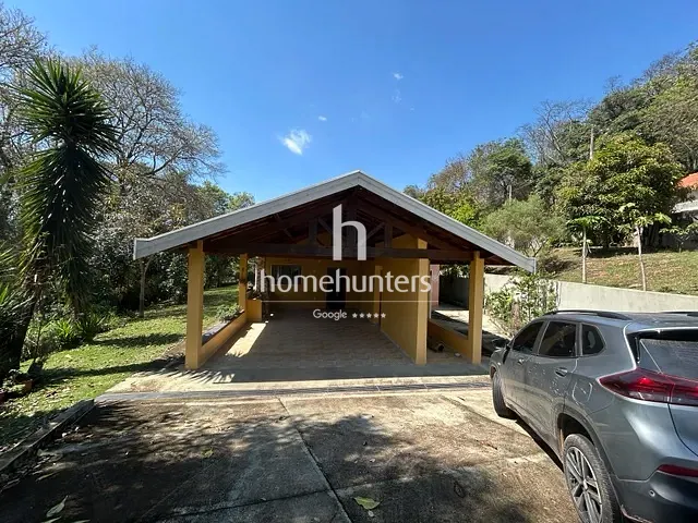 Chácara com 2500m² 3 quartos e 4 banheiros, à venda, no bairro Lopes em Valinhos