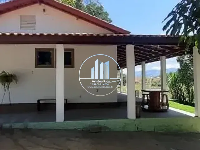 Chácara com 1000m² 2 quartos e 2 banheiros, à venda, no bairro Área Rural em Congonhal