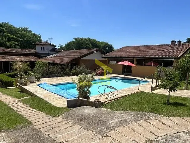 Chácara com 1150m² 3 quartos e 7 banheiros, à venda, no bairro Jardim Leonor em Itatiba