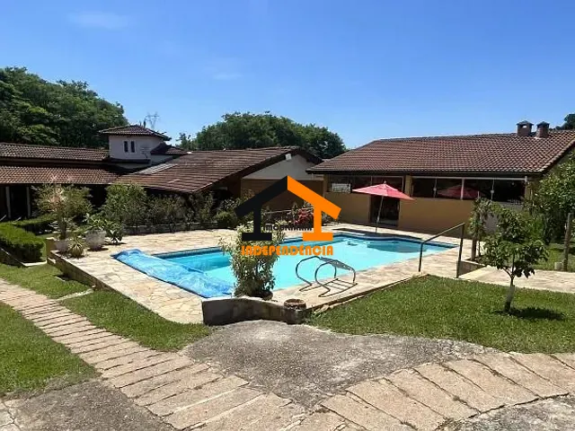 Chácara com 1150m² 3 quartos e 7 banheiros, à venda, no bairro Jardim Leonor em Itatiba