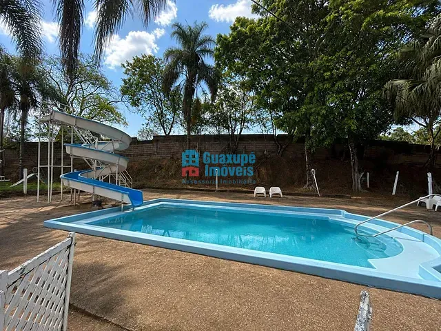 Chácara com 24200m² 4 quartos e 2 banheiros, à venda, no bairro Centro em Tapiratiba