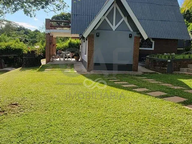 Chácara com 160m² 4 quartos e 2 banheiros, à venda, no bairro Núcleo Urbano Bom Jardim em Jaguariúna