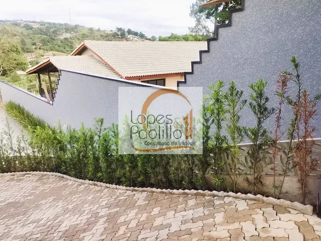Chácara com 544m² 3 quartos e 3 banheiros, à venda, no bairro Jardim Estância Brasil em Atibaia
