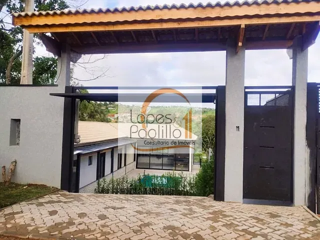 Chácara com 544m² 3 quartos e 3 banheiros, à venda, no bairro Jardim Estância Brasil em Atibaia