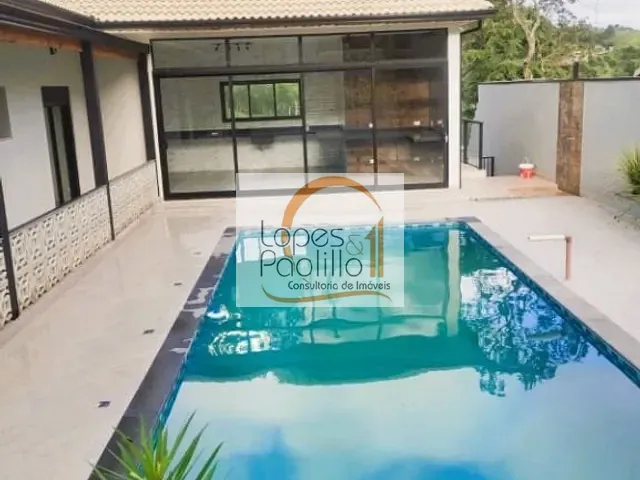 Chácara com 544m² 3 quartos e 3 banheiros, à venda, no bairro Jardim Estância Brasil em Atibaia