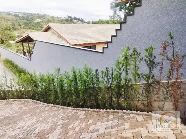 Chácara com 544m² 3 quartos e 3 banheiros, à venda, no bairro Jardim Estância Brasil em Atibaia