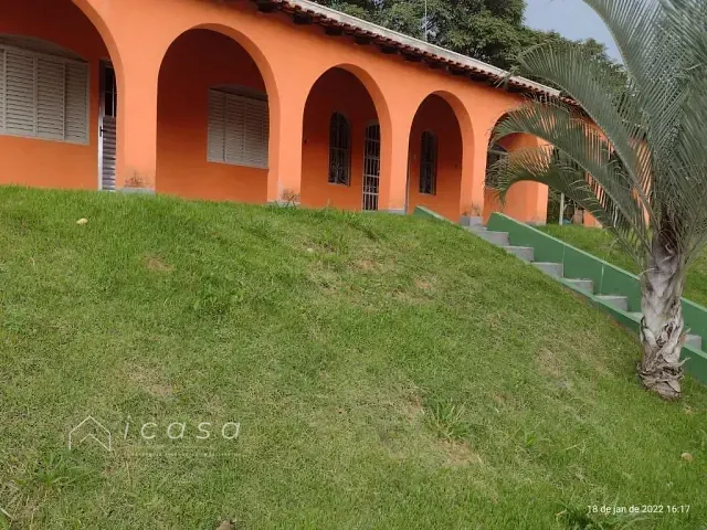 Chácara com 5000m² 3 quartos e 3 banheiros, à venda, no bairro Chácaras Encosta de São Carlos em Caçapava