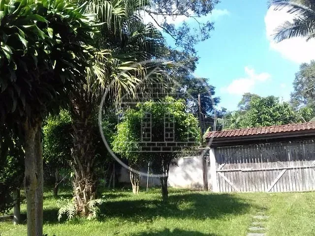 Chácara com 2000m² 3 quartos e 4 banheiros, à venda, no bairro Jardim Recanto dos Pássaros em São Paulo