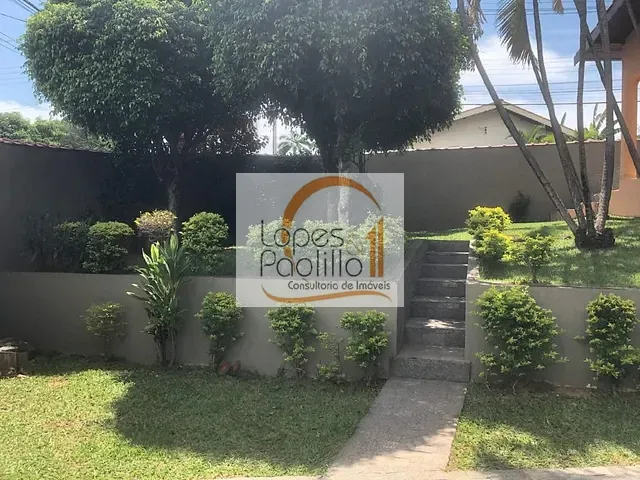 Chácara com 1000m² 4 quartos e 4 banheiros, à venda, no bairro Condomínio Jardim Centenário em Atibaia