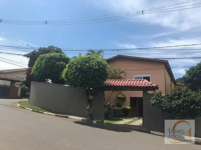 Chácara com 1000m² 4 quartos e 4 banheiros, à venda, no bairro Condomínio Jardim Centenário em Atibaia